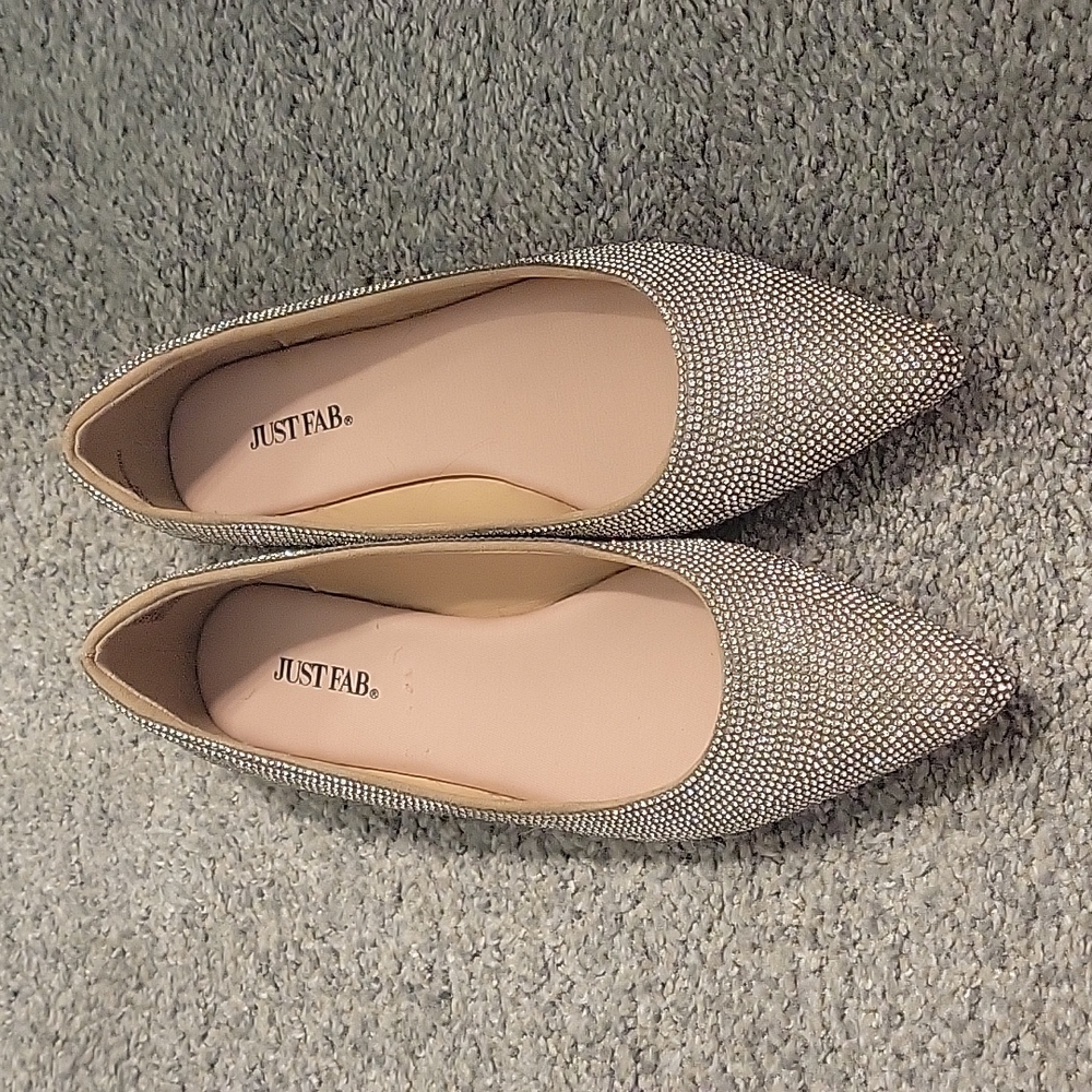 JustFab Women's Sparkling Rhinestone Pointed Flats - Champagne/Silver